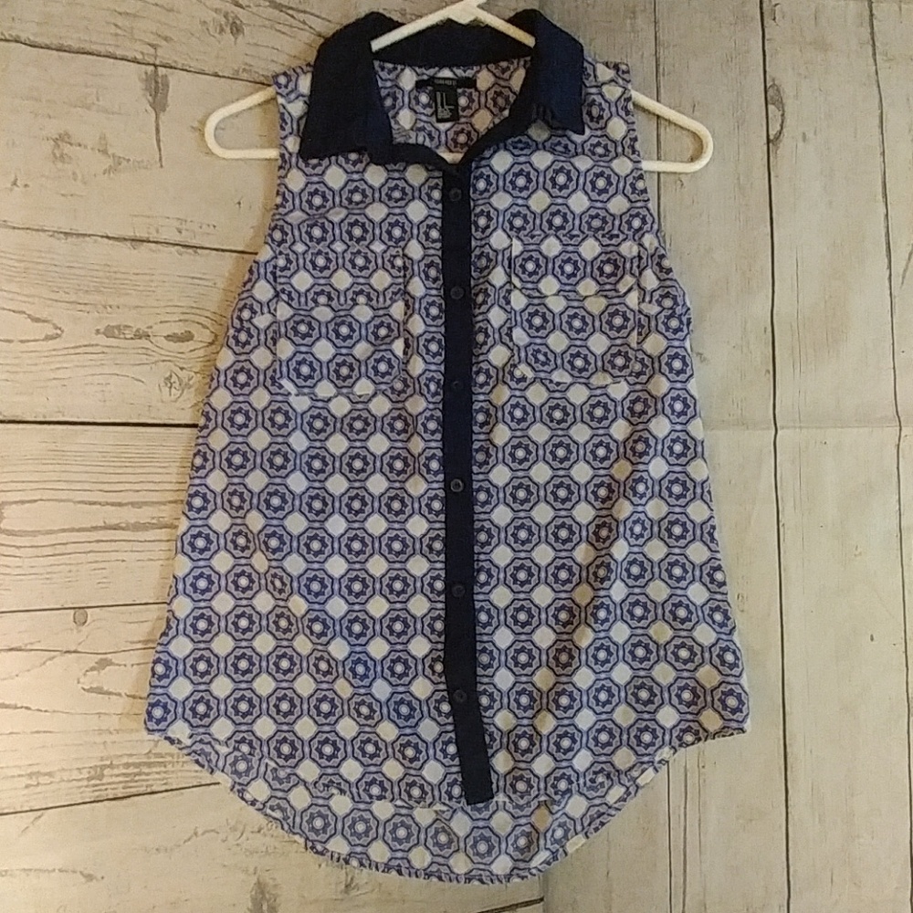 FOREVER 21 LADIES BUTTON DOWN#####